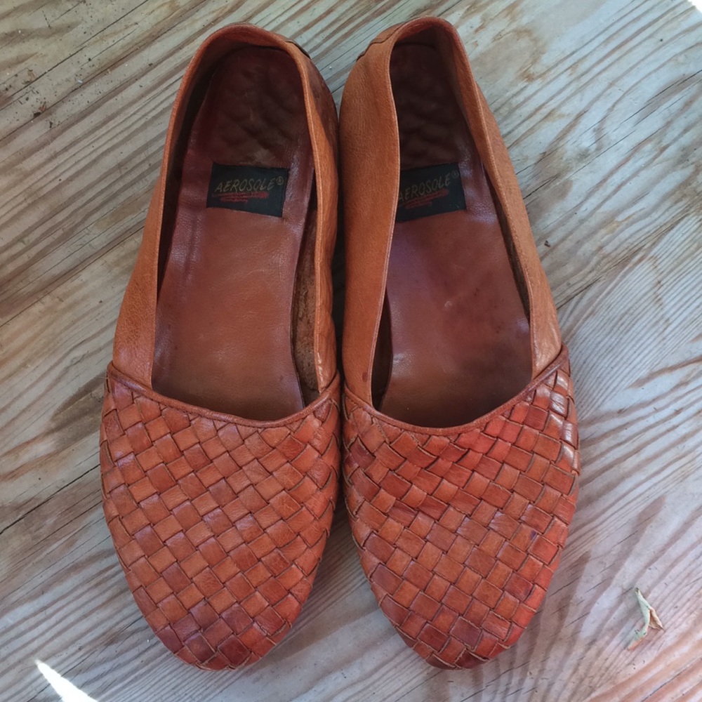 Vintage Aerosole woven leather flats sz8-8.5